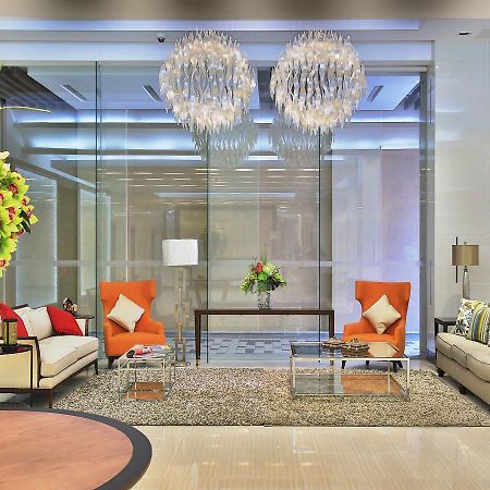 Valero Grand Suites By Swiss-Belhotel Макати Экстерьер фото
