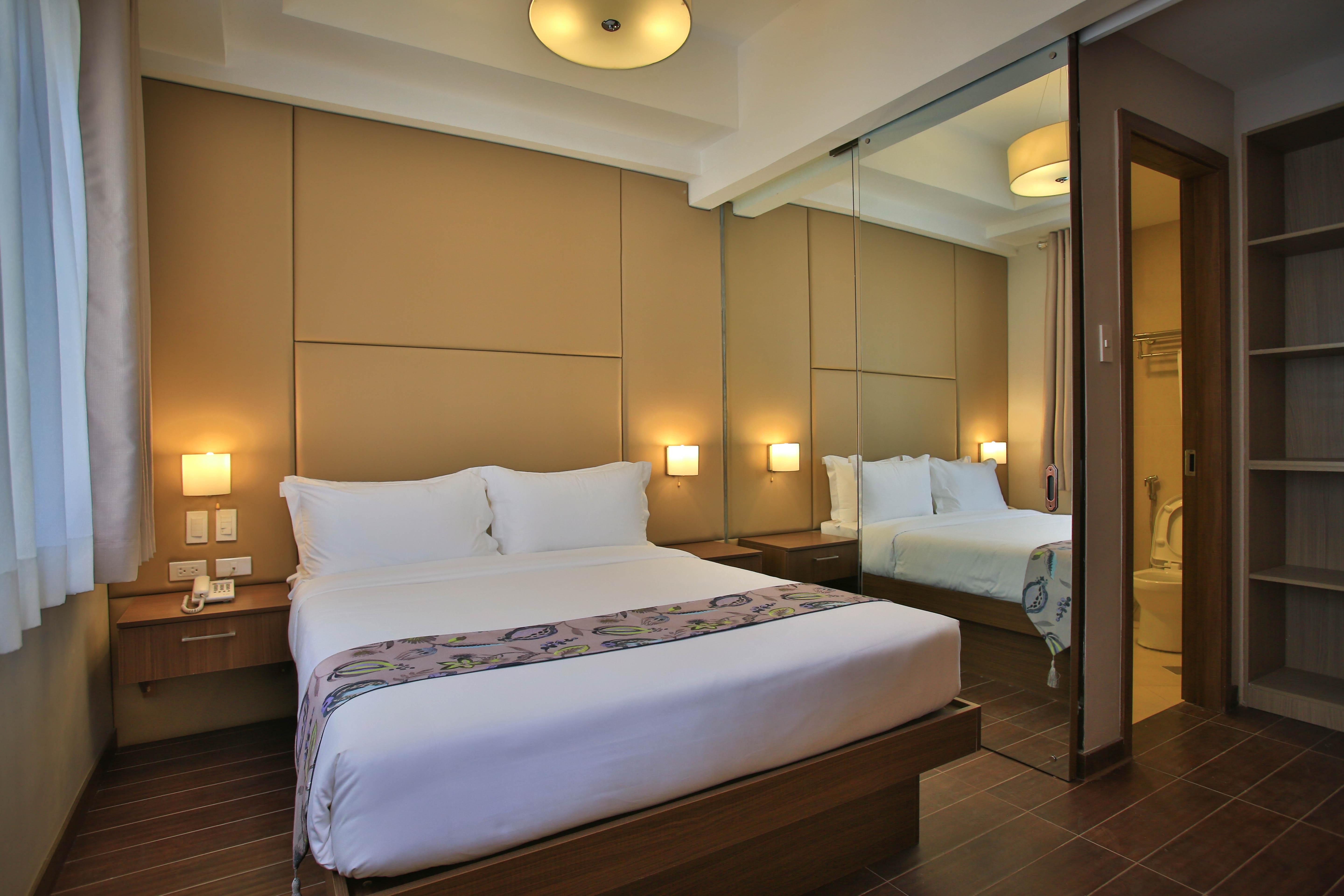 Valero Grand Suites By Swiss-Belhotel Макати Экстерьер фото